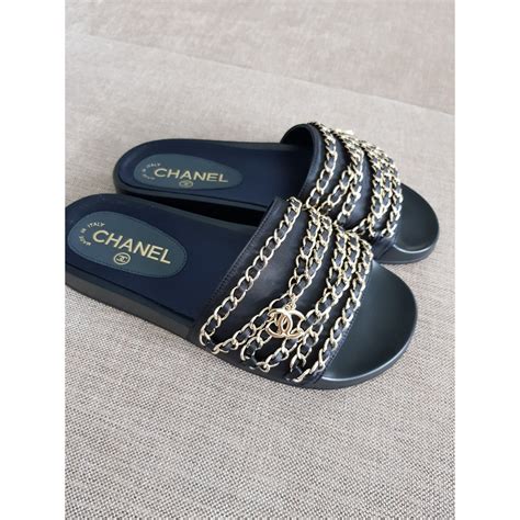 chanel sliders chain